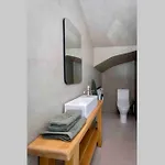 Anaera Luxury *